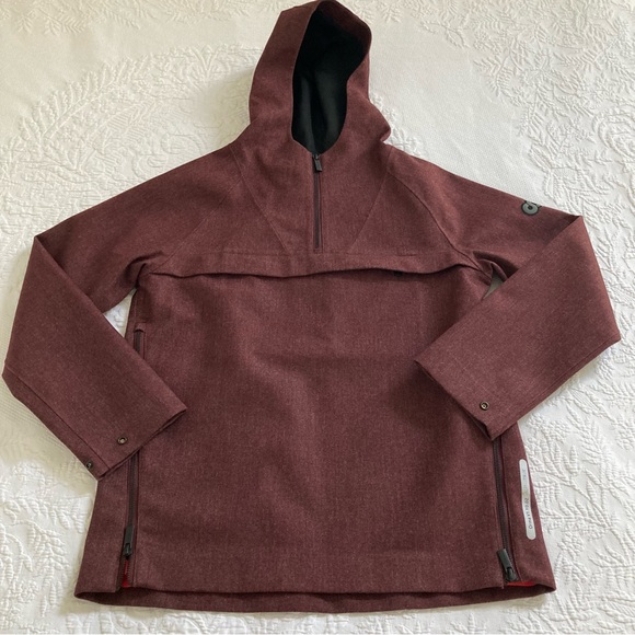 AlphaTauri Orma women’s Red Bull Formula One racing jacket XS burgundy - Picture 1 of 16